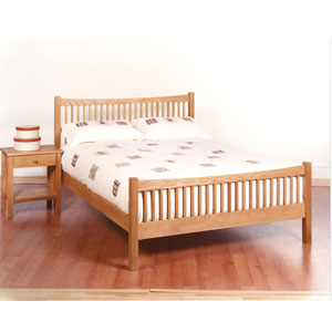Imola 4ft 6in Double Wooden Bedstead