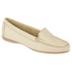 Starsax Female STAR1101 Leather Upper Leather Lining Casual Shoes in Beige
