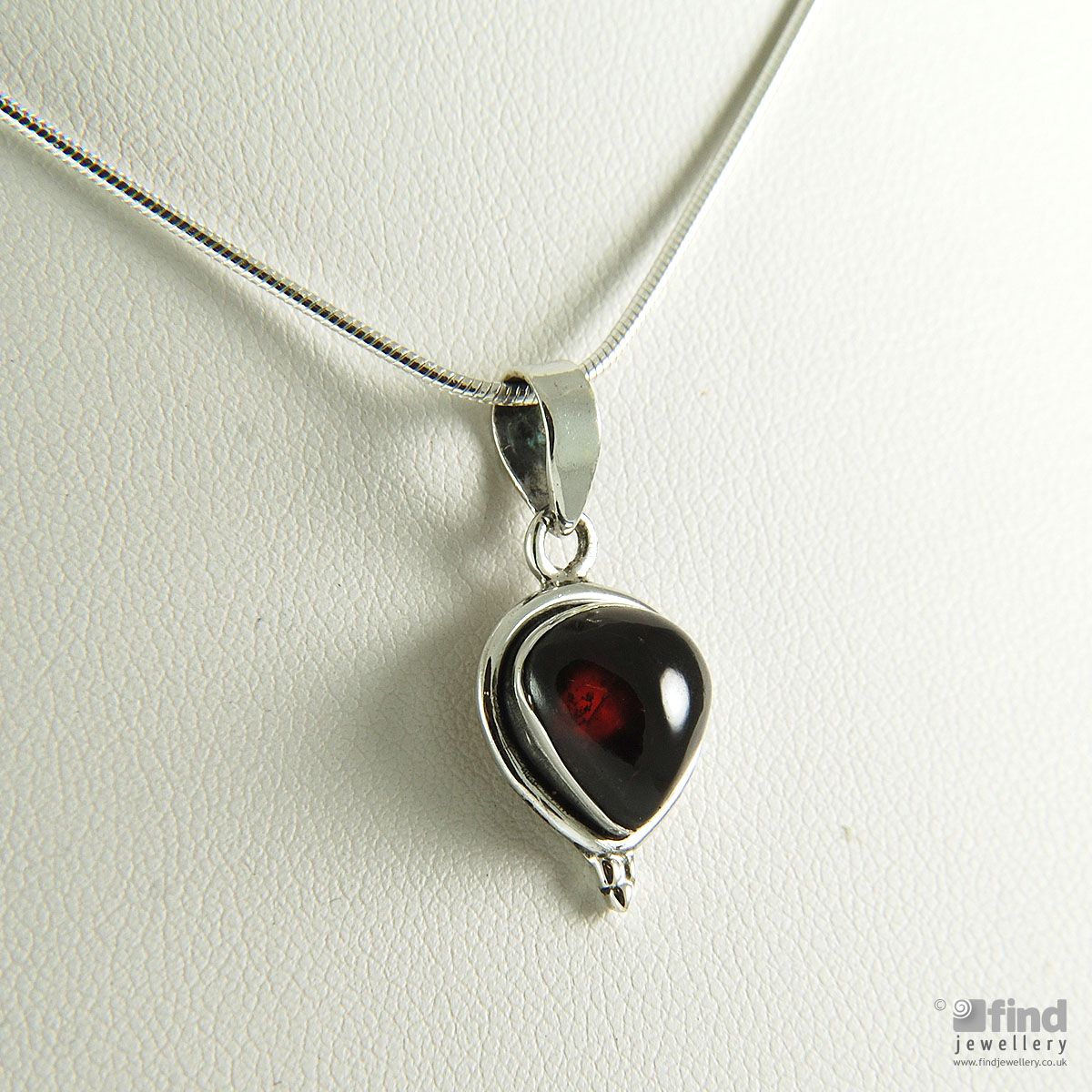 Silver Cabochon Garnet Heart Pendant