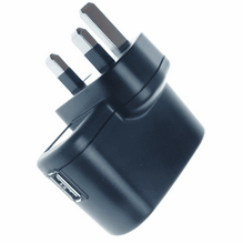 Universal USB Mains Charger / Travel Adapter