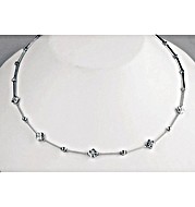 9K White Gold Diamond Flower Collar Necklace (0.40ct)