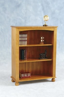 BOOKCASE LOW CLOVER