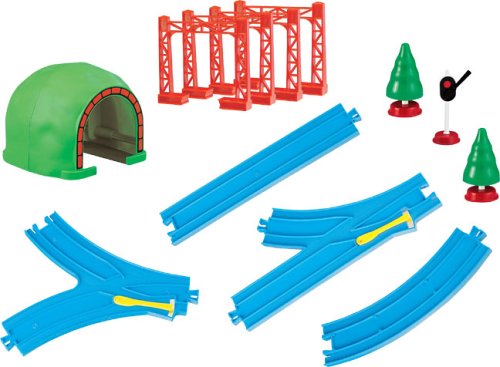 the Tank Engine Motor Road & Rail Accessories: Extension Kit- Tomy