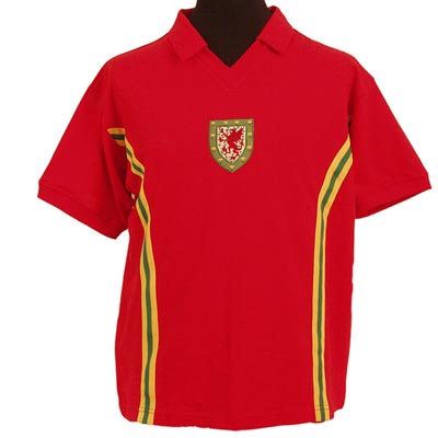 Wales 1977 retro football shirt