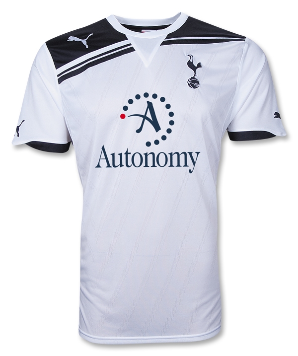 Puma 2010-11 Tottenham Puma Home Shirt (Pienaar 40)