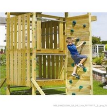 Kingswood Climbing Wall - TP Toys
