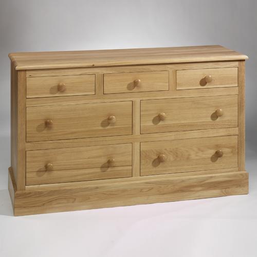 Traditional Light Oak Bedroom Furniture Traditional Light Oak 3 4 Chest