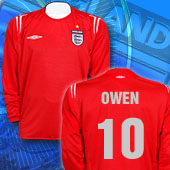 England Away Long Sleeved Shirt - 2004/06 with Owen 10 printing.