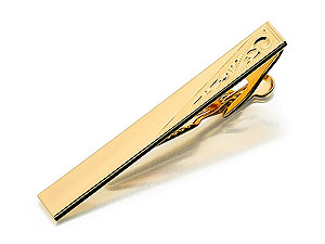 A notched effect for the traditional feather design on this clip-on tie bar. Suitable for additional