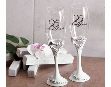 This gorgeous 25th Wedding Anniversary Pair of Heart Champagne Glasses would make the perfect gift for any special couple celebrating their silver wedding anniversary.This set has two identical champagne flutes with the words 25 Years in silver writi