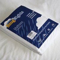 Waterproof mattress protector to fit 3` standard single mattress. 90 x 190 cm. Absorbent Polyester