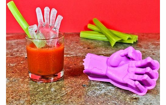 Zombie Hand 3D Ice Mould It can be difficult to stay cool through a horror movie, your heart rate increases and all that pillow-grabbing can be a bit of a work out! Control your terror using our 3D Ice Cube Trays - over-sized moulds that create large