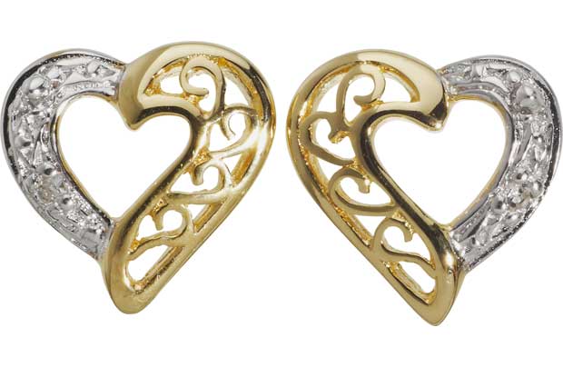 Bring out your loving side for all to see with these 9ct Gold Plated Sterling Silver Diamond Heart Stud Earrings! Featuring attractive latticework and that all-important sparkle