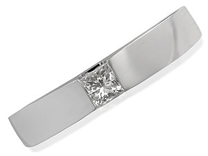 A Princess cut diamond (20pt diamond weight) appears to float within the white gold of this stylish 