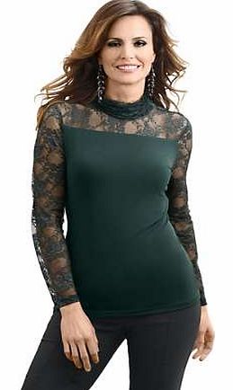 Lovely top with luxurious elasticated lace on the shoulders and on the long sleeves. With a stand-up collar with additional lace trim detail. Alessa W. Top Features: Long sleeves Stand-up collar Delicate wash max. 30C 95% Polyester, 5% Elastane Leng