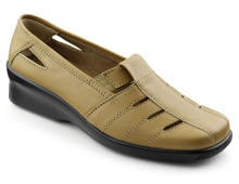 Air-cooled freshness for holiday feet. Travel can be perilous in open sandals. Light, elegant Amy ke