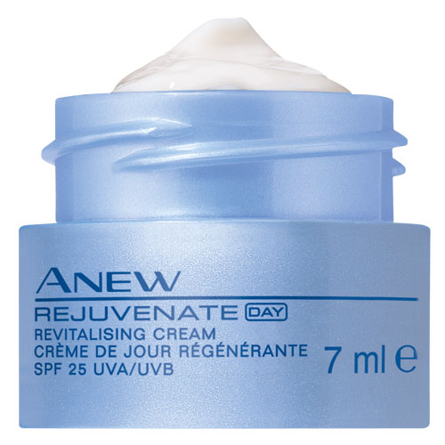 Unbranded Anew Rejuvenate Day Revitalizing Cream SPF 25