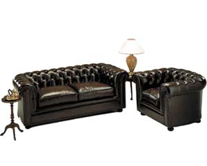 Beautifully hand finished furniture. Classic Chesterfield design with traditional deep button leathe