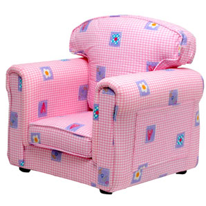Child-sized armchair with useful side pockets feat