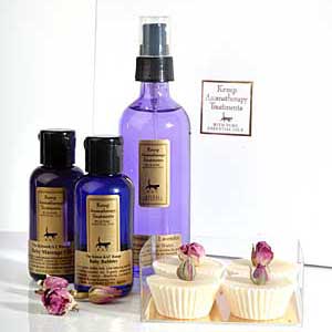 The perfect aromatherapy gift pack for Luxurious bath times with your baby. This essential pack