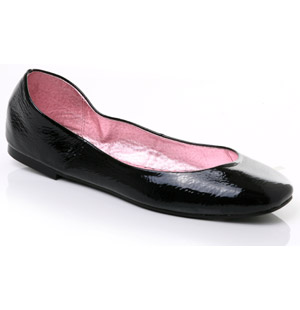 Square toe patent plain flat pump. Easy to match, comfortable and stylish, the Asabella is the perfe
