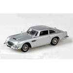 Part of the Minichamps Bond Collection is this collector quality edition of the legendary Aston