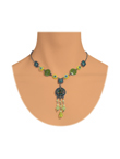 Necklace in a cute colour combination for a dainty, slightly ethnic look