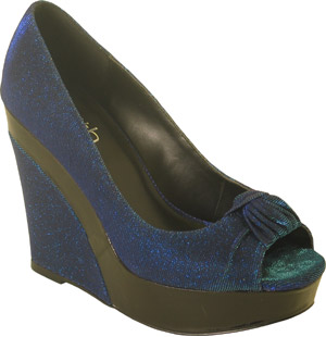 Glitter fabric courts featuring knotted strap overlay on vamp. The Caliply platform shoes have a pee
