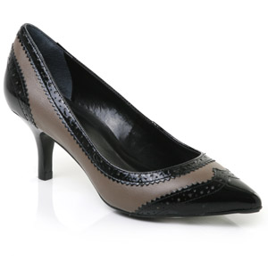 Leather courts with brogue detail on vamp. The Caroge courts have a low kitten heel and pointed toe 