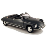 Norev has announced a 1/18 scale replica of the 1961 Citroen DS19 convertible finished in Antarctic 