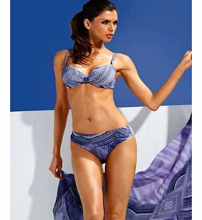 Gorgeous underwired bikini in a vibrant purple print and tie-dye on the back. Adjustable straps and fully lined bottoms.Class fx International Bikini Features: Washable 90% Polyamide, 10% Elastane Lining: 100% Polyamide