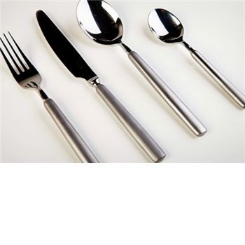 Official licensed products from the popular Channel 4 TV show, these Come Dine With Me gift sets are an inviting touch to most dining tables. A 16-piece cutlery bundle includes four knives, forks, dessert spoons and teaspoons with a matte Manhattan f