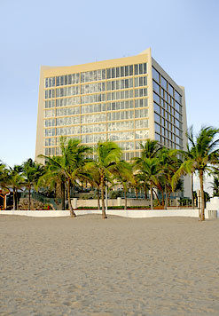 Unbranded Courtyard by Marriott Fort Lauderdale Beach