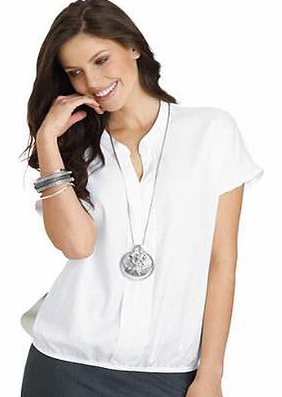 Stylish blouse in a slip-on design with a stand-up collar, v-neckline and dropped shoulders. The front features attractive pintucks and the hemline is elasticated for a comfortable and flattering fit. Creation L Top Features: Casual fit Washable 97% 