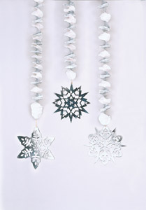 Dangling snowflake cutouts, pk 3