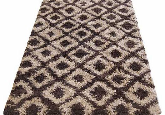 Add warmth to any living area with this luxurious deep pile. soft touch Diamond Shaggy rug. Hardwearing. colourfast and stain-resistant. it is suitable for all areas of the home. No specialist cleaning is required; simply surface shampoo to remove an