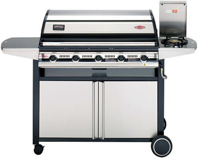 Featuring a dual skin stainless steel roasting hood, stainless steel burners, fully enclosed cabinet