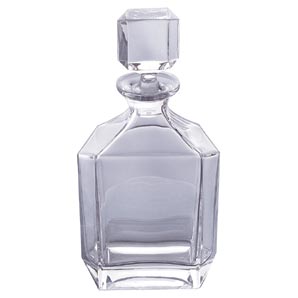 Handsome crystal decanter ideal for spirits and made with the superb quality and elegance of design