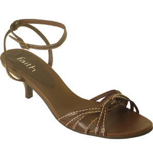 Leather sandals with stitched, cross over straps. The Dubble shoes have a low, kitten heel and buckl