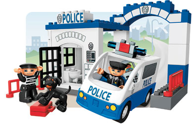 Can you help the policeman catch the robber?