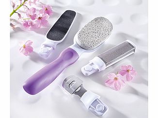 EeziFeet contains everything you need for a professional pedicure at home, at a fraction of the price youd pay. As well as fine and coarse foot files and a pumice stone head, you also receive a callus shaver, something almost impossible to find on t