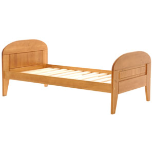 The transition from a cot to a full-size bed is a big step, and this Ellen junior bed offers the