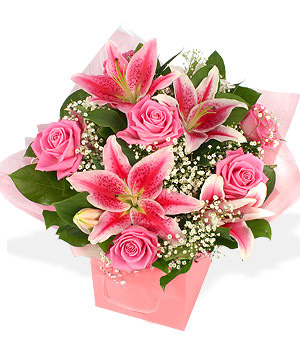 Unbranded Finest Bouquets - Luxury pink giftbag