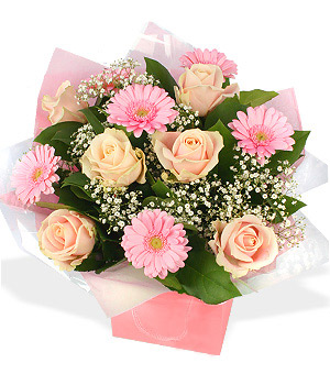 Unbranded Finest Bouquets - Peach beauty