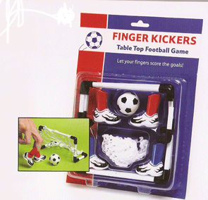 Finger Kickers is a fun table top football game. Finger Kickers comes with 2 Goalposts, 2 Red Team f