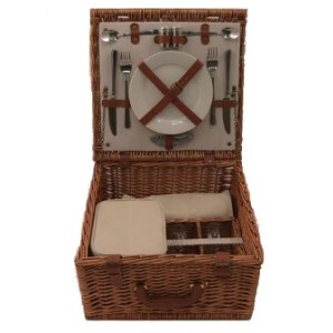 Unbranded Fitted Picnic Basket - 2 Persons (PN260)