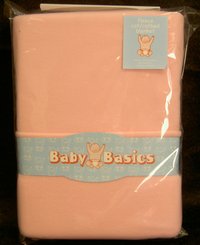 A soft 100% polyester fleece blanket in Pink. Machine Washable. 120 x 170 cm