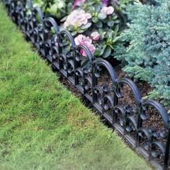 Fleur De Lys Edging - Add timeless appeal to your garden with this elegant Fleur De Lys edging