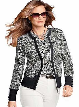 Jersey jacket in a striking mottle print, effectively contrasted with a black ribbed trim at the rounded neckline. With a 2 way zip and a wide ribbed cuff on the hem and long sleeves. The cuffs also have a printed panel and 3 decorative buttons. 2 de