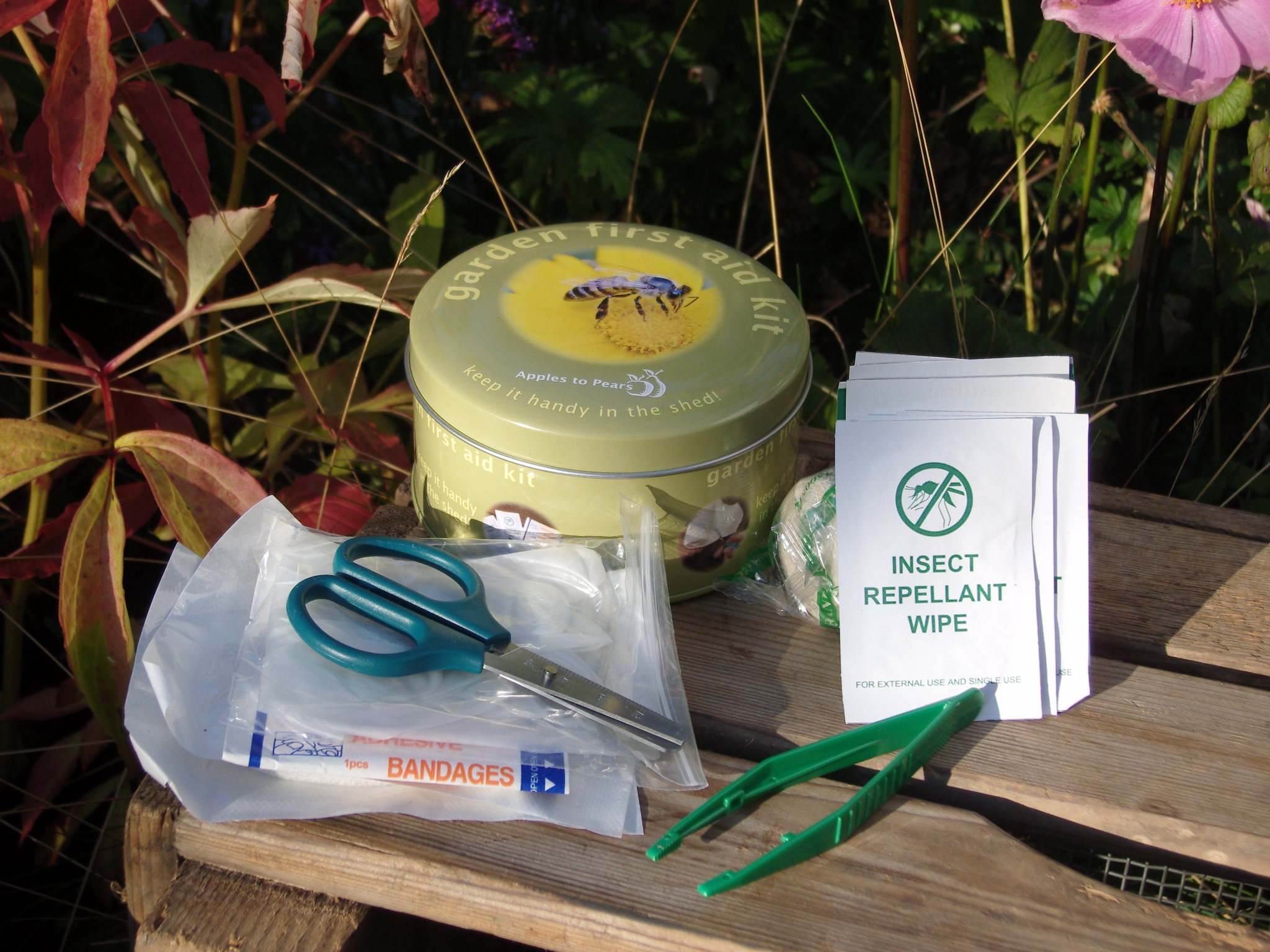 Unbranded Gardeners First Aid Kit